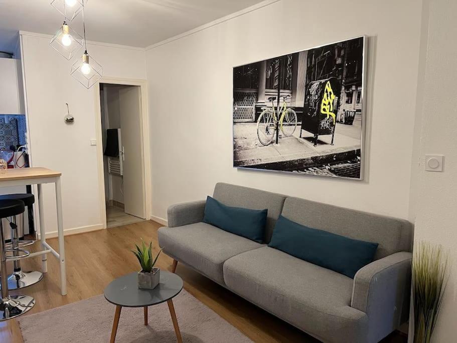 Ferienwohnung Le Comte Est Bon, Quartier Antiquaires Dijon Exterior foto
